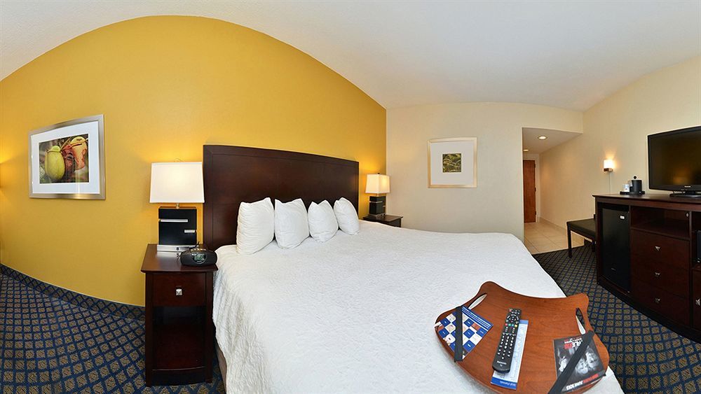 Hampton Inn Petersburg-Fort Gregg Adams Zewnętrze zdjęcie